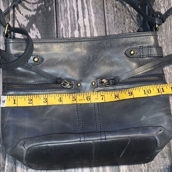 Diva True Livid Leather Purse - Picture 7 of 8